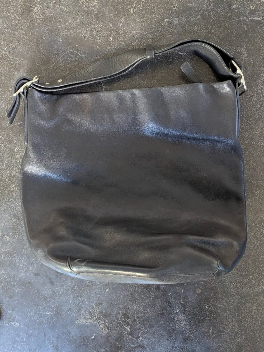 Vintage Coach Legacy Duffle Sac (Style No. 9151) from early 2000s